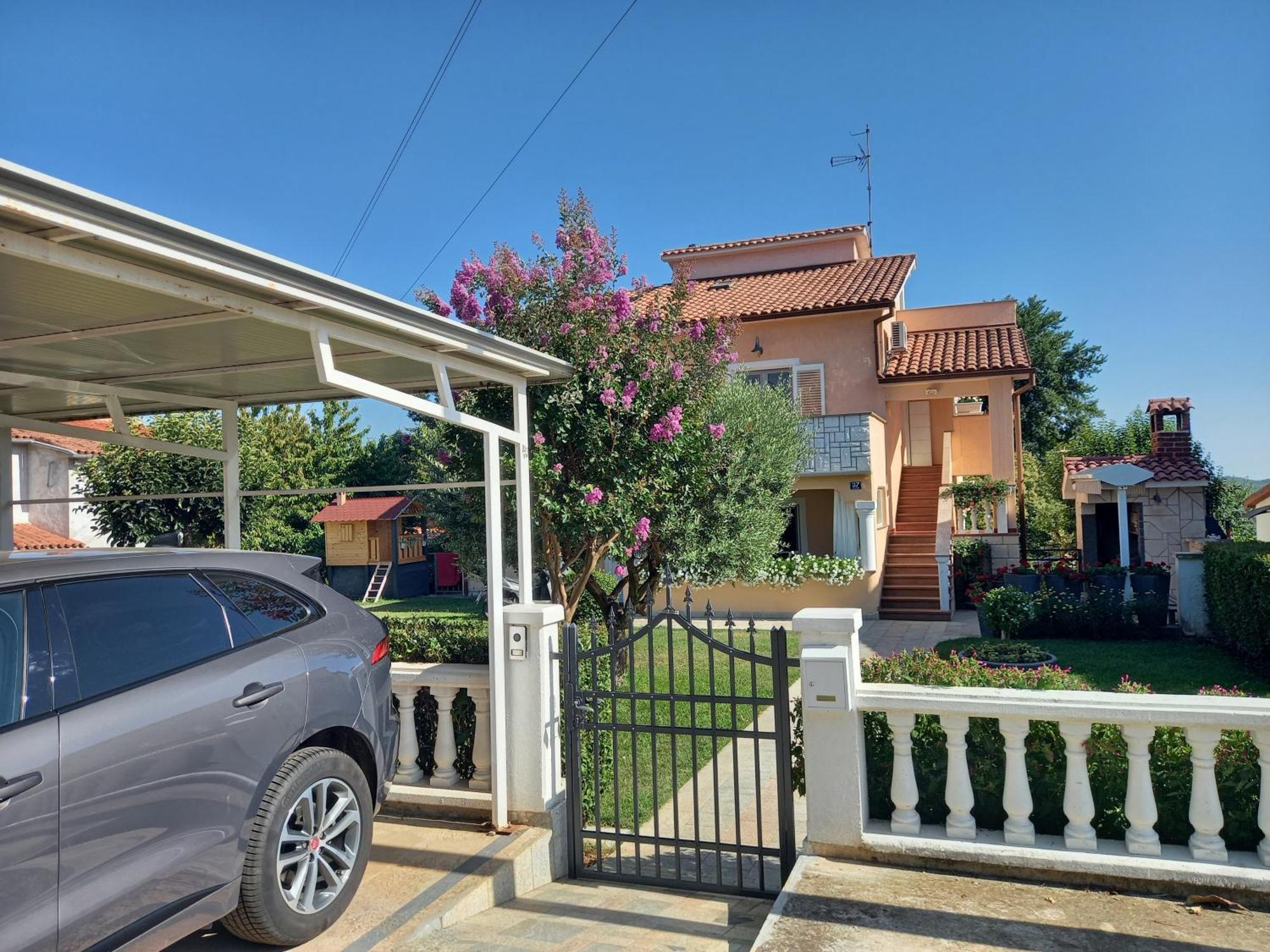 Apartment Vesna Porec Exterior photo