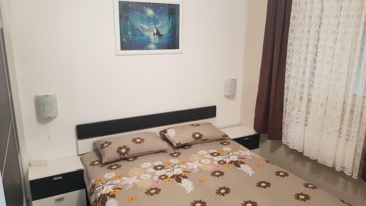 Apartment Vesna Porec Exterior photo