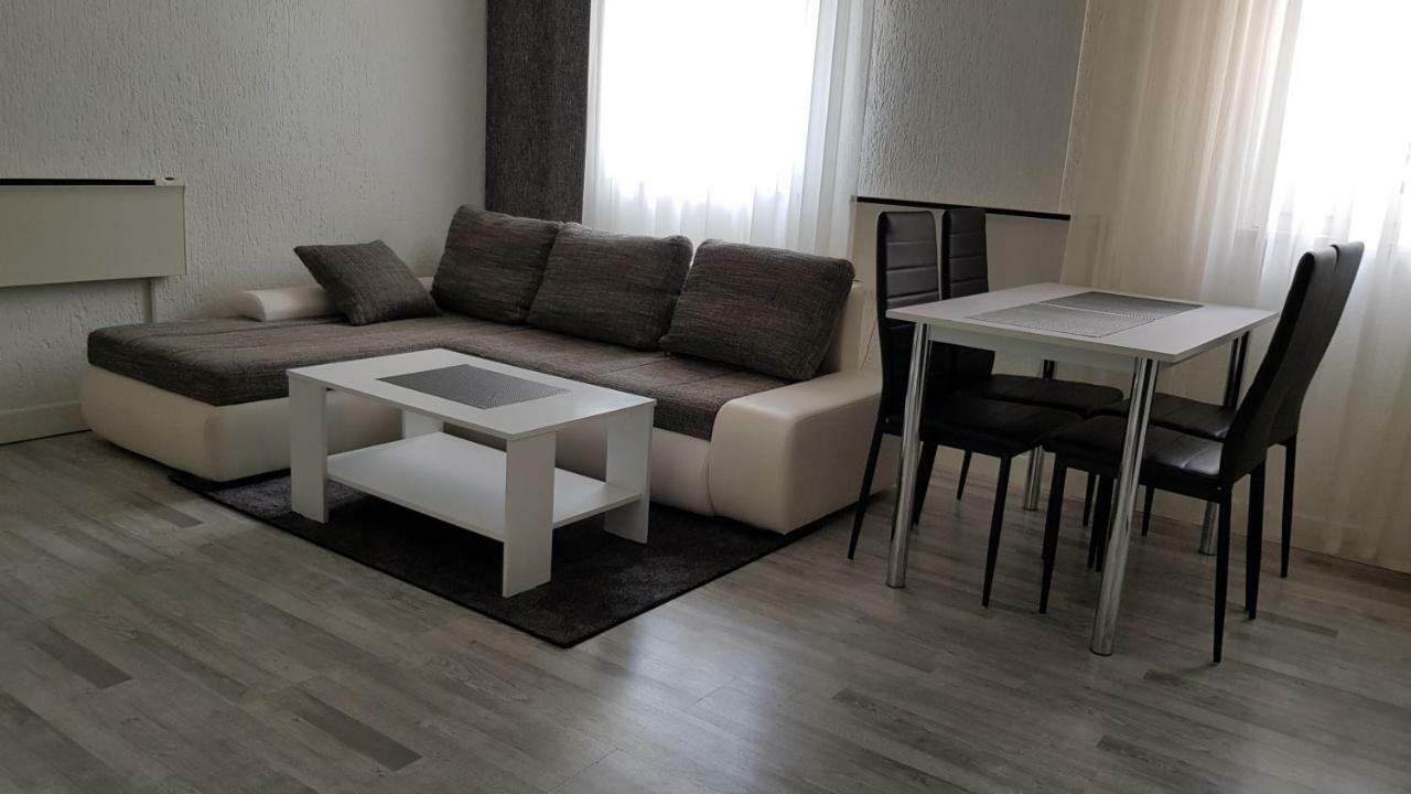 Apartment Vesna Porec Exterior photo