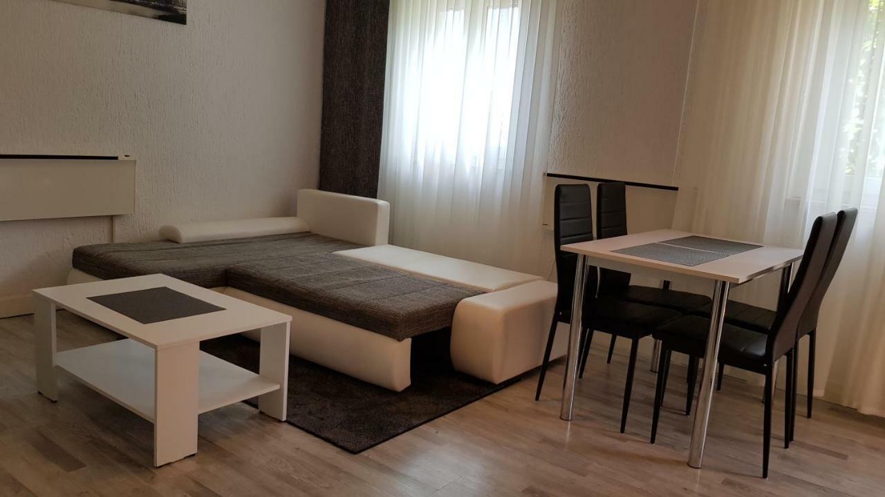Apartment Vesna Porec Exterior photo