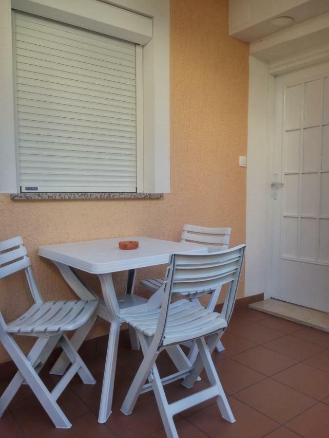 Apartment Vesna Porec Exterior photo